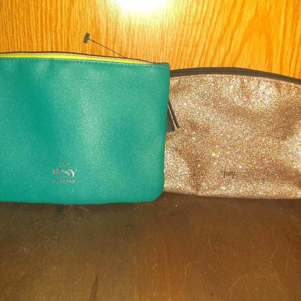 Makeup bag